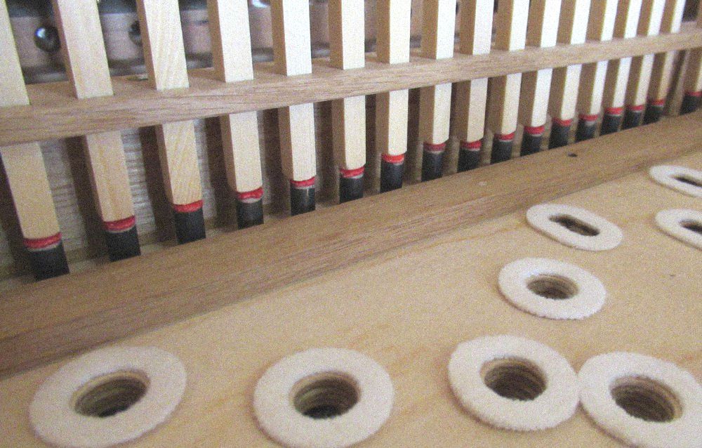 Truhenorgel Lade