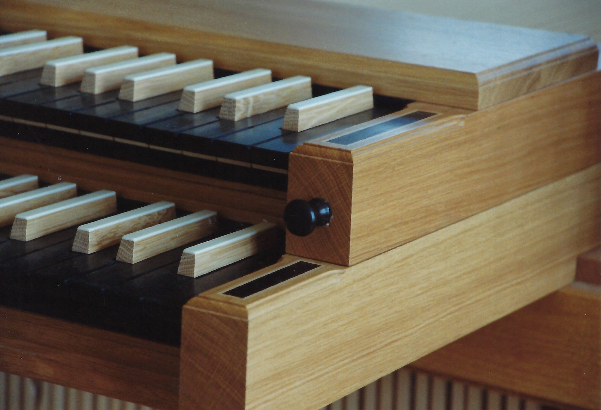 2 Manuale Truhenorgel